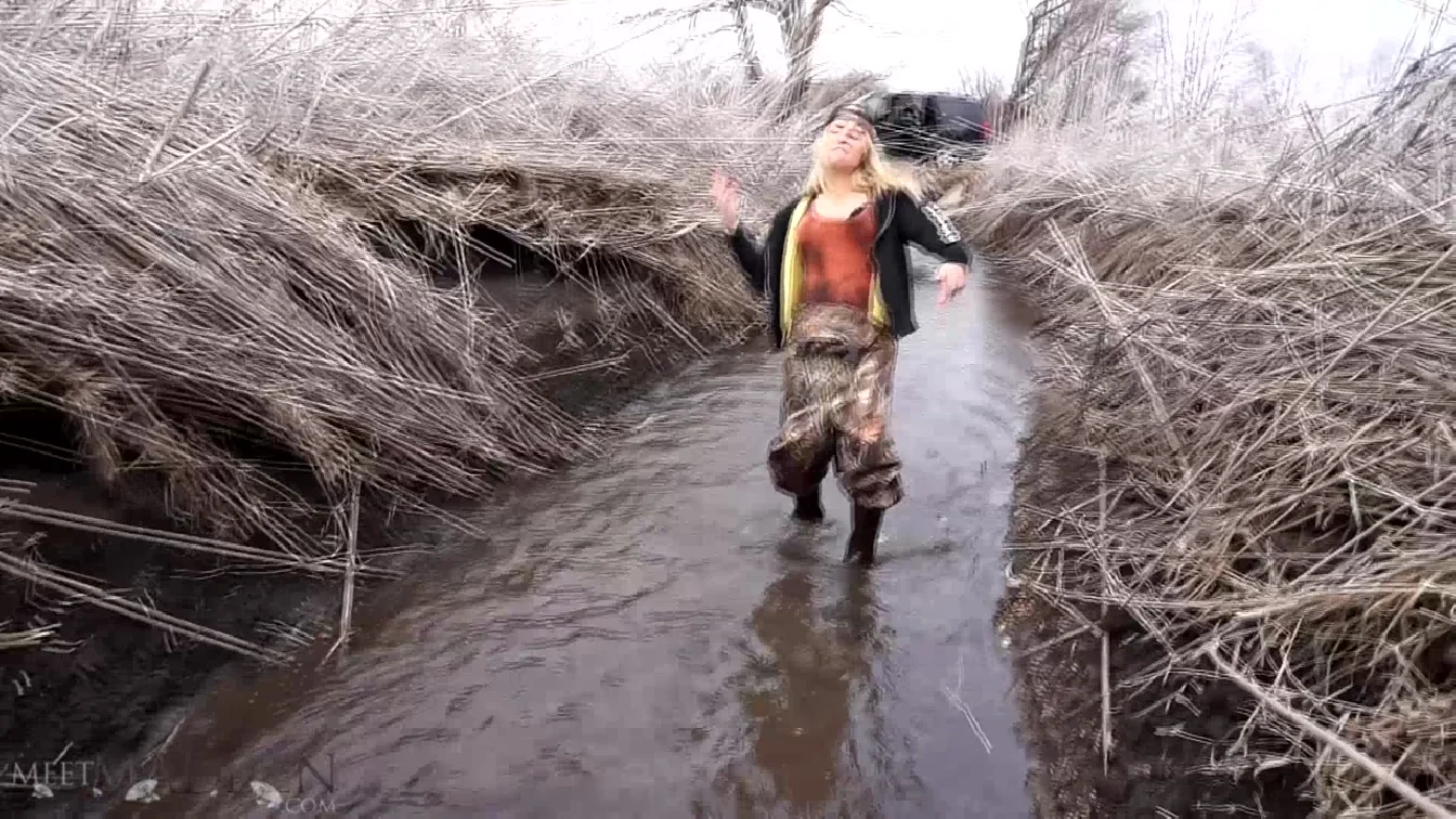 Preview of MeetMadden Walk In The Crick XXX